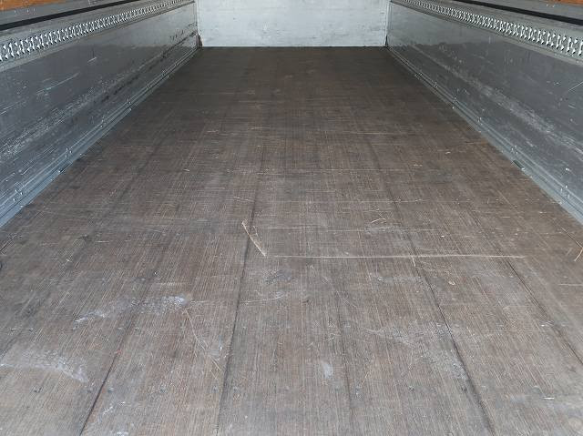 中古トラック いすゞアルミウィング ＃8