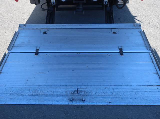 中古トラック いすゞアルミウィング ＃8