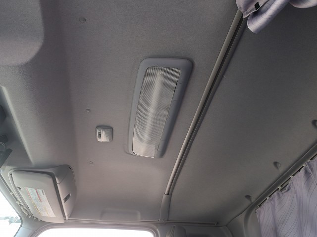 中古トラック いすゞ フォワード 中型アルミウィング