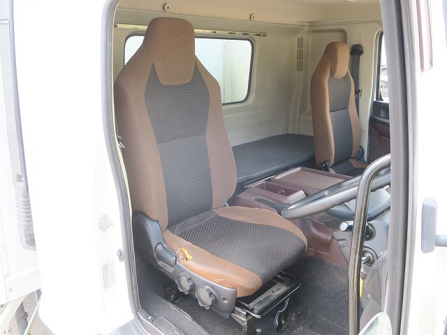 中古トラック 日野冷凍バン ＃15
