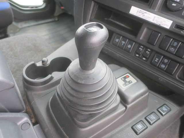 中古トラック いすゞアルミウィング ＃18