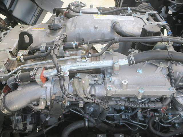 中古トラック いすゞ ギガ 大型アルミウィング