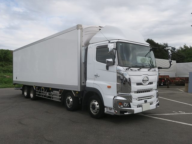 中古トラック 日野冷凍バン ＃2
