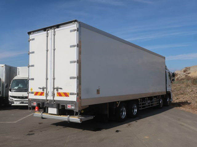 中古トラック 日野冷凍バン ＃3