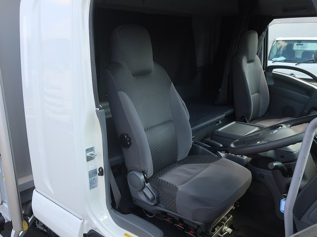 中古トラック いすゞアルミウィング ＃13