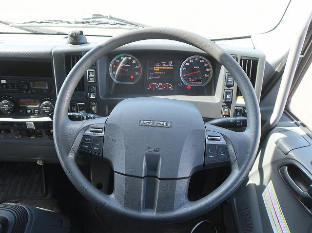 中古トラック いすゞアルミウィング ＃15