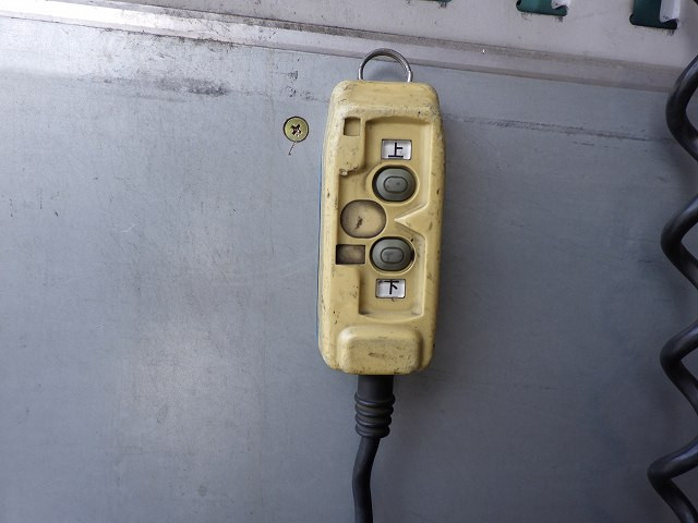 中古トラック 三菱ふそう キャンター 小型アルミバン