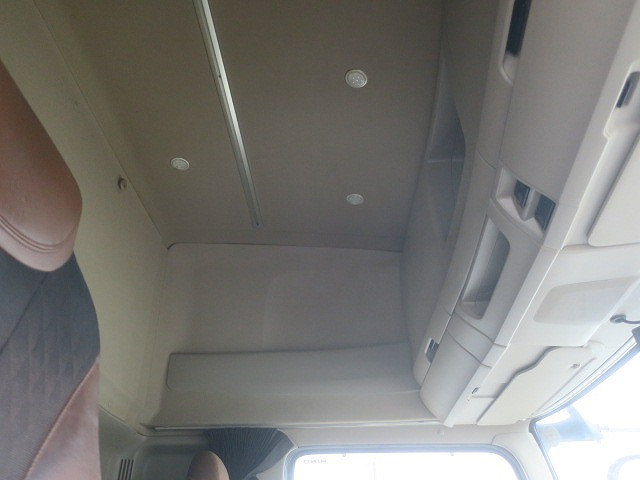 中古トラック 日野冷凍バン ＃24