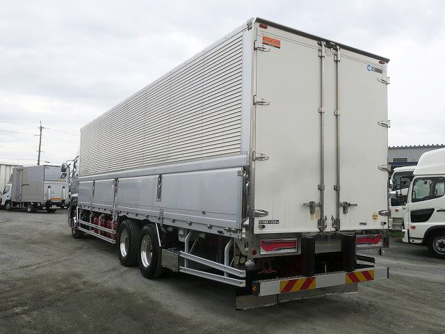 中古トラック 日野 プロフィア 大型アルミウィング