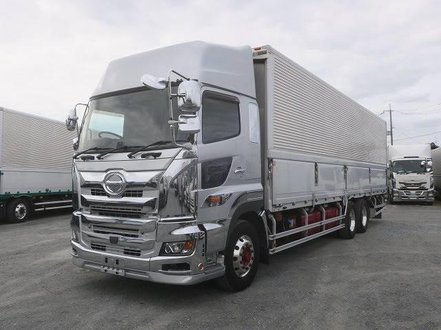 日野　アルミウィング／幌ウィング