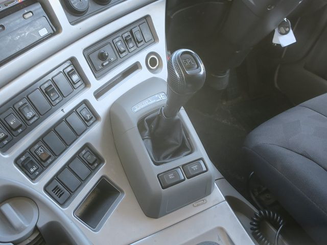 中古トラック UDトラックスアルミウィング ＃21