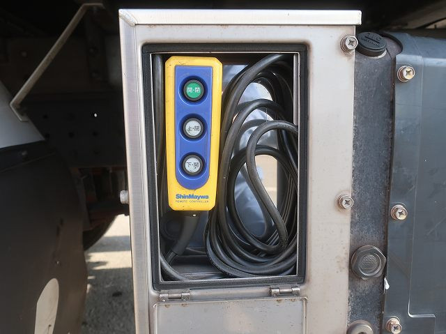 中古トラック 三菱ふそうアルミバン ＃11