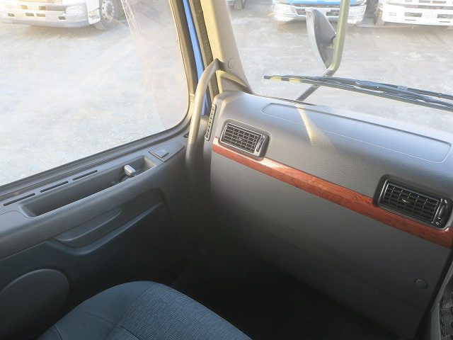 中古トラック ボルボトラクタヘッド #14