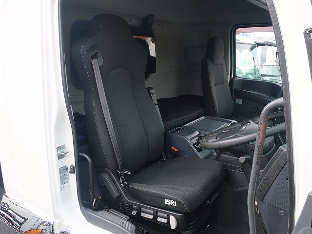 中古トラック いすゞアルミウィング #13