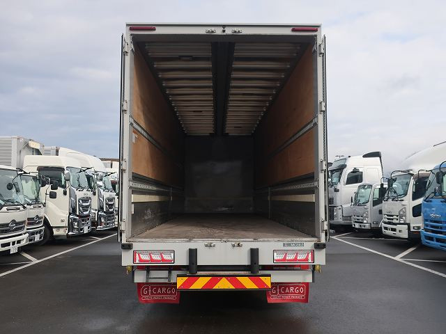 中古トラック いすゞ ギガ 大型アルミウィング