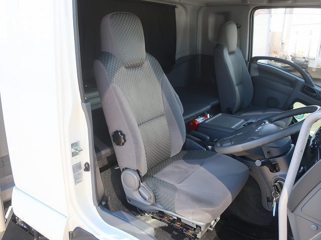 中古トラック いすゞアルミウィング ＃13