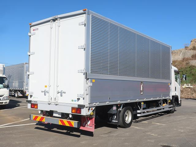 中古トラック いすゞアルミウィング ＃3