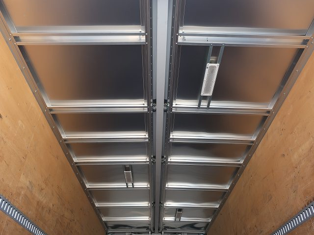 中古トラック いすゞアルミウィング ＃8