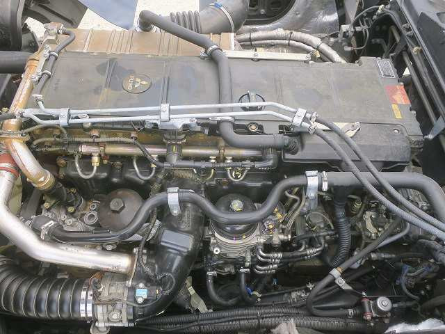 中古トラック 三菱ふそう冷凍ウィング ＃13