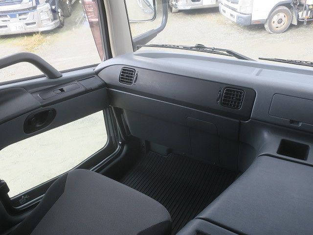 中古トラック 三菱ふそう冷凍ウィング ＃16