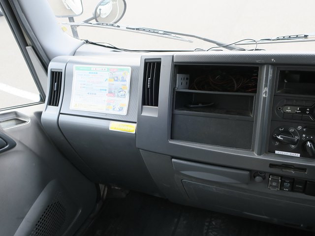 中古トラック いすゞアルミバン ＃13