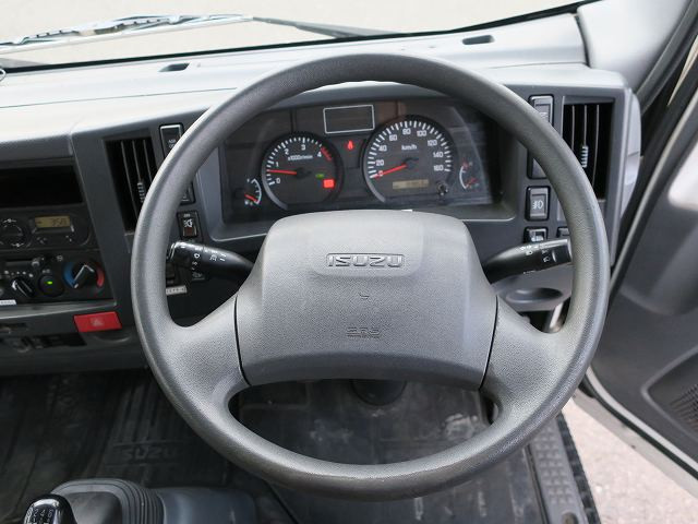 中古トラック いすゞアルミバン ＃16