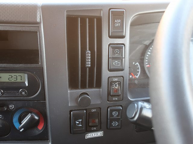 中古トラック いすゞ エルフ 小型アルミバン