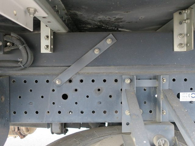 中古トラック いすゞアルミバン #8