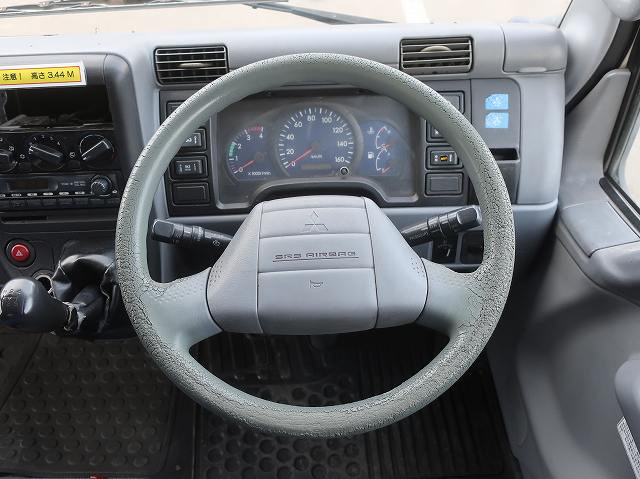 中古トラック 三菱ふそう キャンター 2tアルミバン