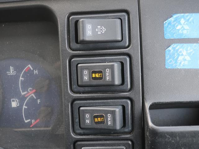 中古トラック 三菱ふそう キャンター 2tアルミバン