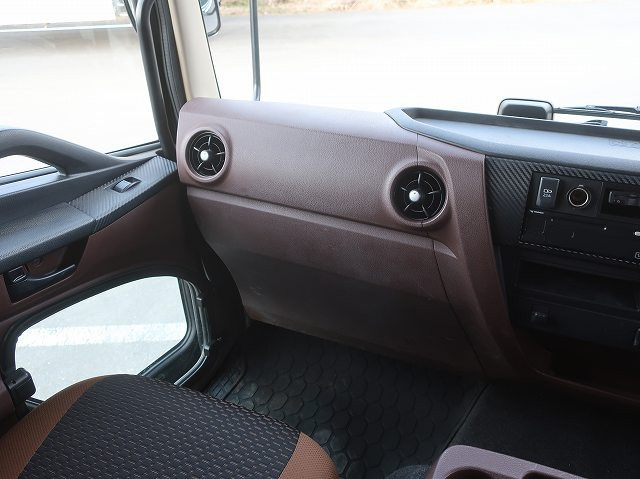 中古トラック 日野 レンジャー ヒアブクレーン付平ボディ