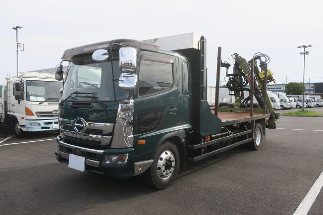 日野　クレーン付