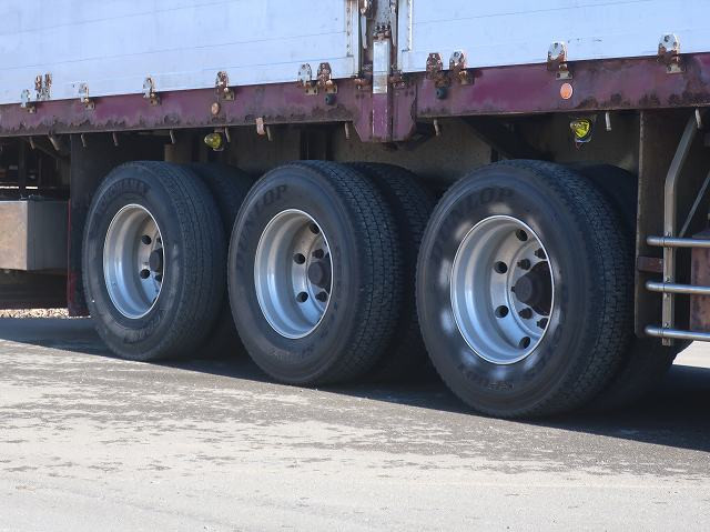 中古トラック トレクスアルミブロック平トレーラー ＃18