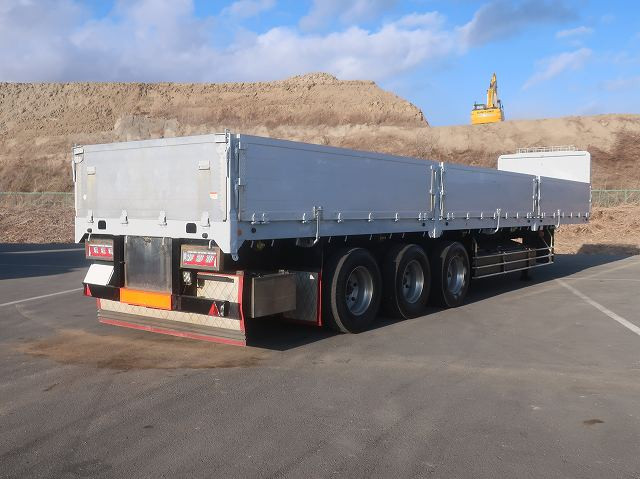 中古トラック トレクスアルミブロック平トレーラー ＃3