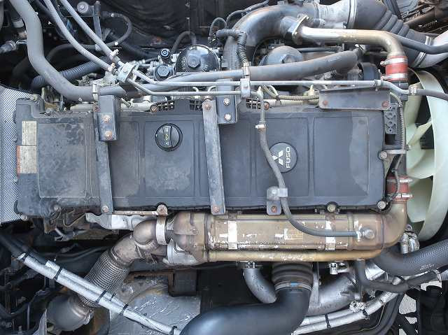 中古トラック 三菱ふそう冷凍バン ＃12