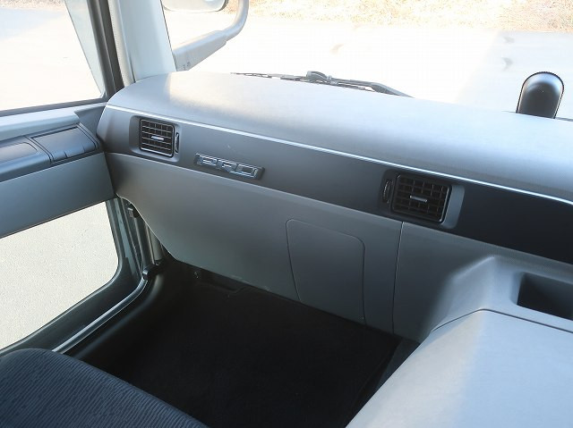 中古トラック 三菱ふそう冷凍バン ＃14