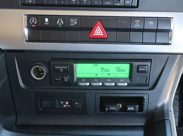 中古トラック 三菱ふそう冷凍バン ＃18