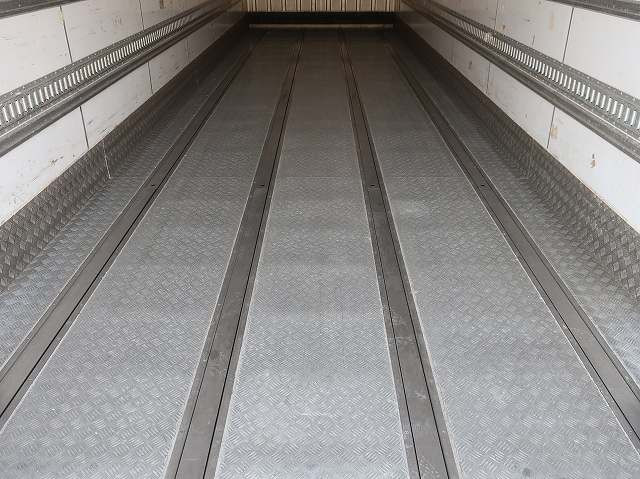 中古トラック 三菱ふそう冷凍バン ＃6