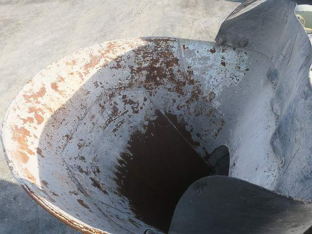 中古トラック いすゞコンクリートミキサー車 ＃8