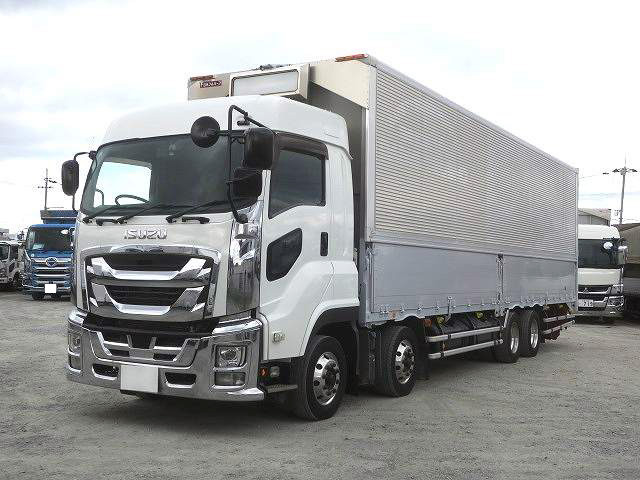 [Vehicle for lease rental only] 2017 Isuzu Giga, large aluminum wing, 4-axle low floor, high roof, 380 horsepower, aluminum wheels. ★Rakunori Pack installed!★