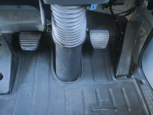 中古トラック いすゞクレーン付平ボディ ＃23