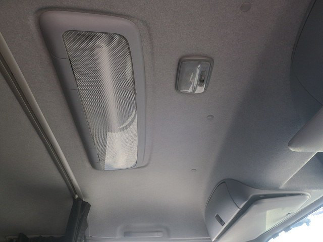 中古トラック いすゞクレーン付平ボディ ＃24