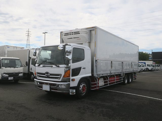 日野　冷凍ウィング