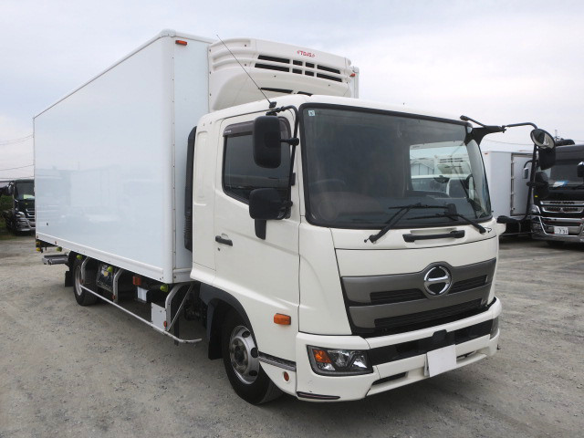 中古トラック 日野冷凍バン ＃2