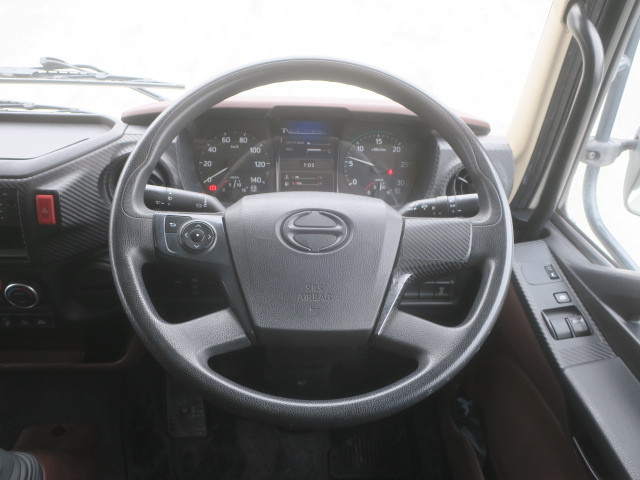 中古トラック 日野冷凍バン ＃13