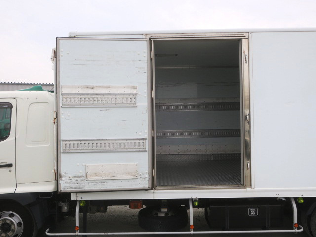 中古トラック 日野冷凍バン ＃8