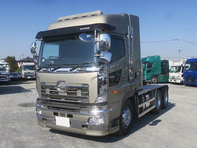 2018 Hino Profia Tractor Head, 5th Wheel Load 20t, 2 Differentials, 520 HP, High Roof, Approximately 420,000 km on the odometer, Inspection valid until October 2018, Vehicle inspection valid until October 2018