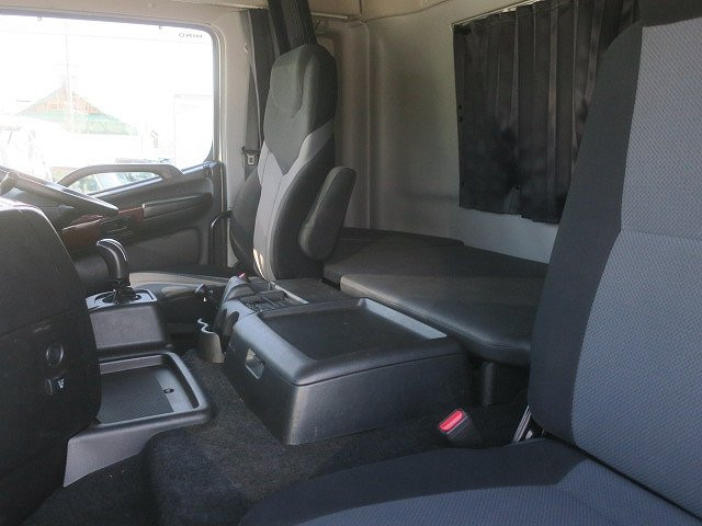 中古トラック 日野トラクタヘッド ＃23