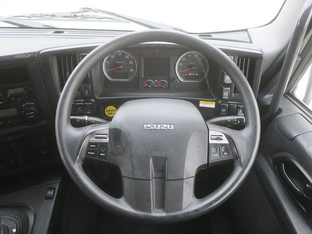 中古トラック いすゞアルミウィング ＃16