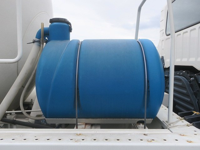 中古トラック 日野コンクリートミキサー車 ＃7